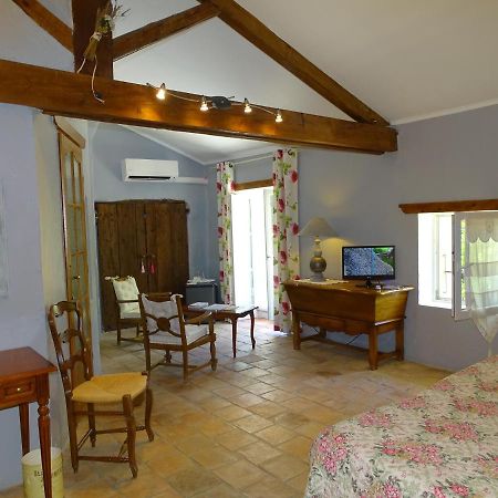 Bastide Des Princes B&B Caderousse Exterior photo