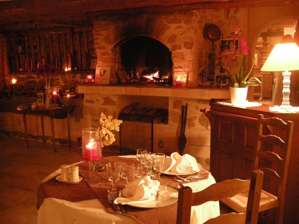 Bastide Des Princes B&B Caderousse Exterior photo